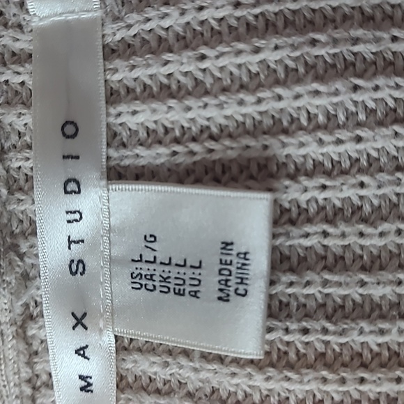 Max studio zipup Hooded sweathet size L - Picture 7 of 8